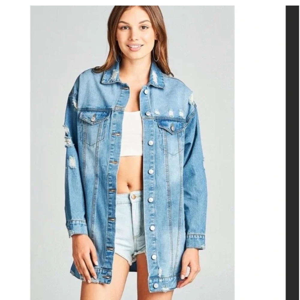Oversized Distressed Trucker Jean Jacket NWOT denim